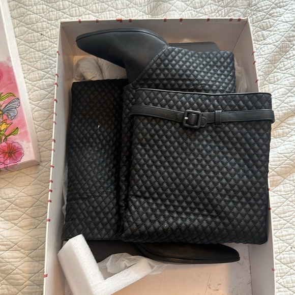 Knee High Leather Boots Jeffrey Campbell Black Quilted size 11 - Picture 5 of 8